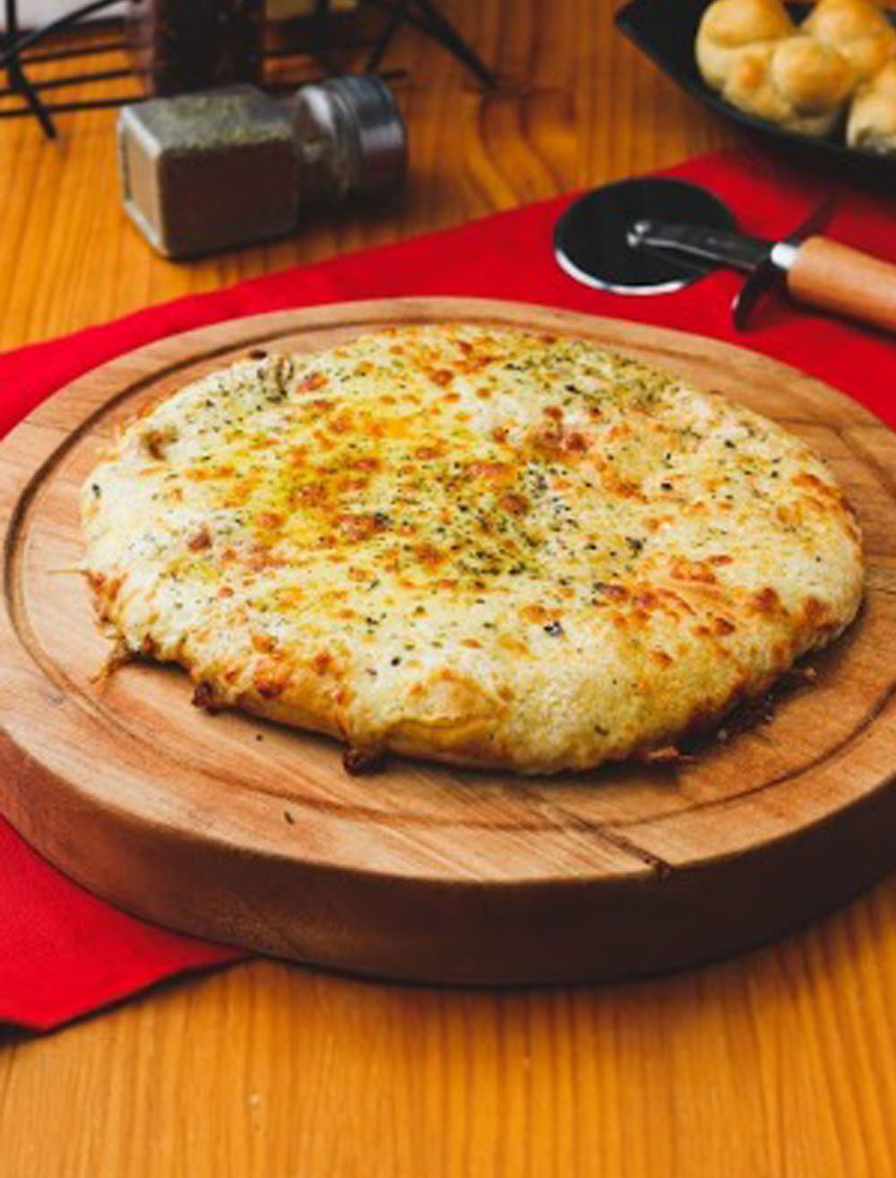 Pizza Estofada Triple Queso 